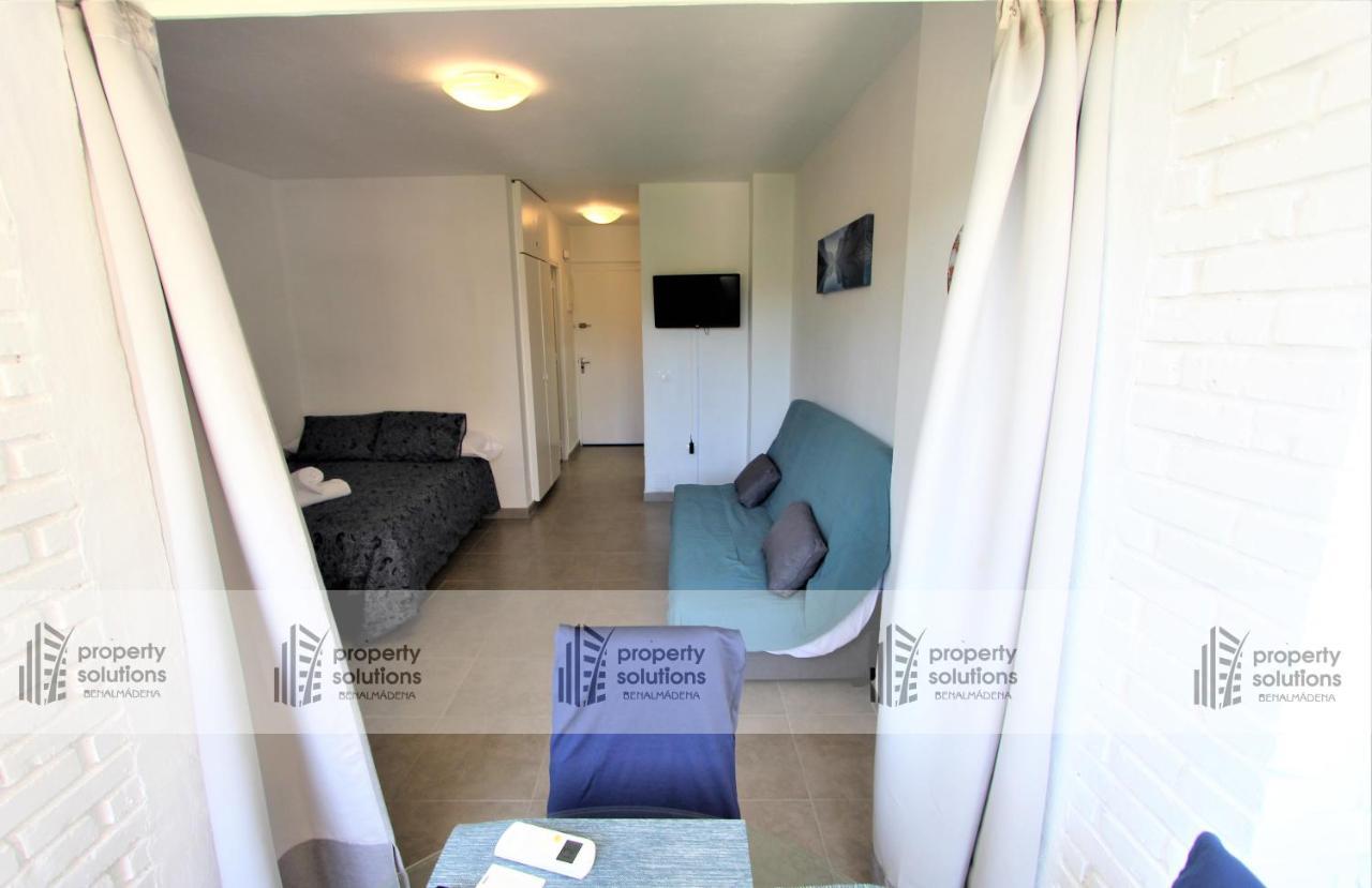 135 Agata Apartamentos. Piscina Y Playa. A Corta Distancia Del Centro. 贝纳尔马德纳 外观 照片