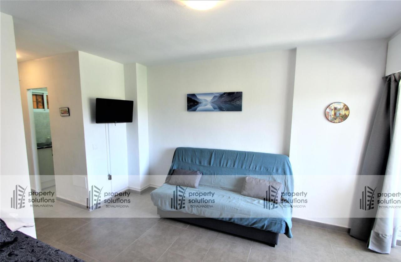 135 Agata Apartamentos. Piscina Y Playa. A Corta Distancia Del Centro. 贝纳尔马德纳 外观 照片