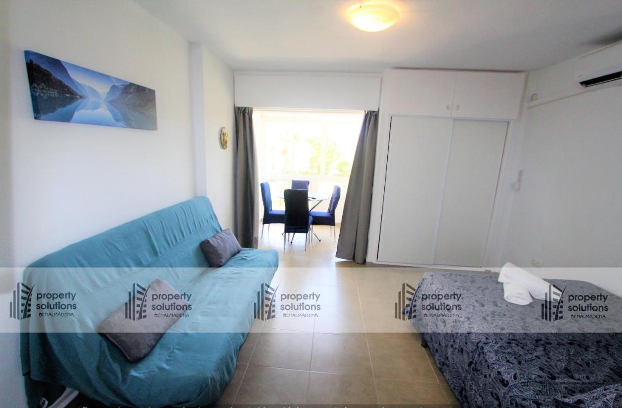 135 Agata Apartamentos. Piscina Y Playa. A Corta Distancia Del Centro. 贝纳尔马德纳 外观 照片