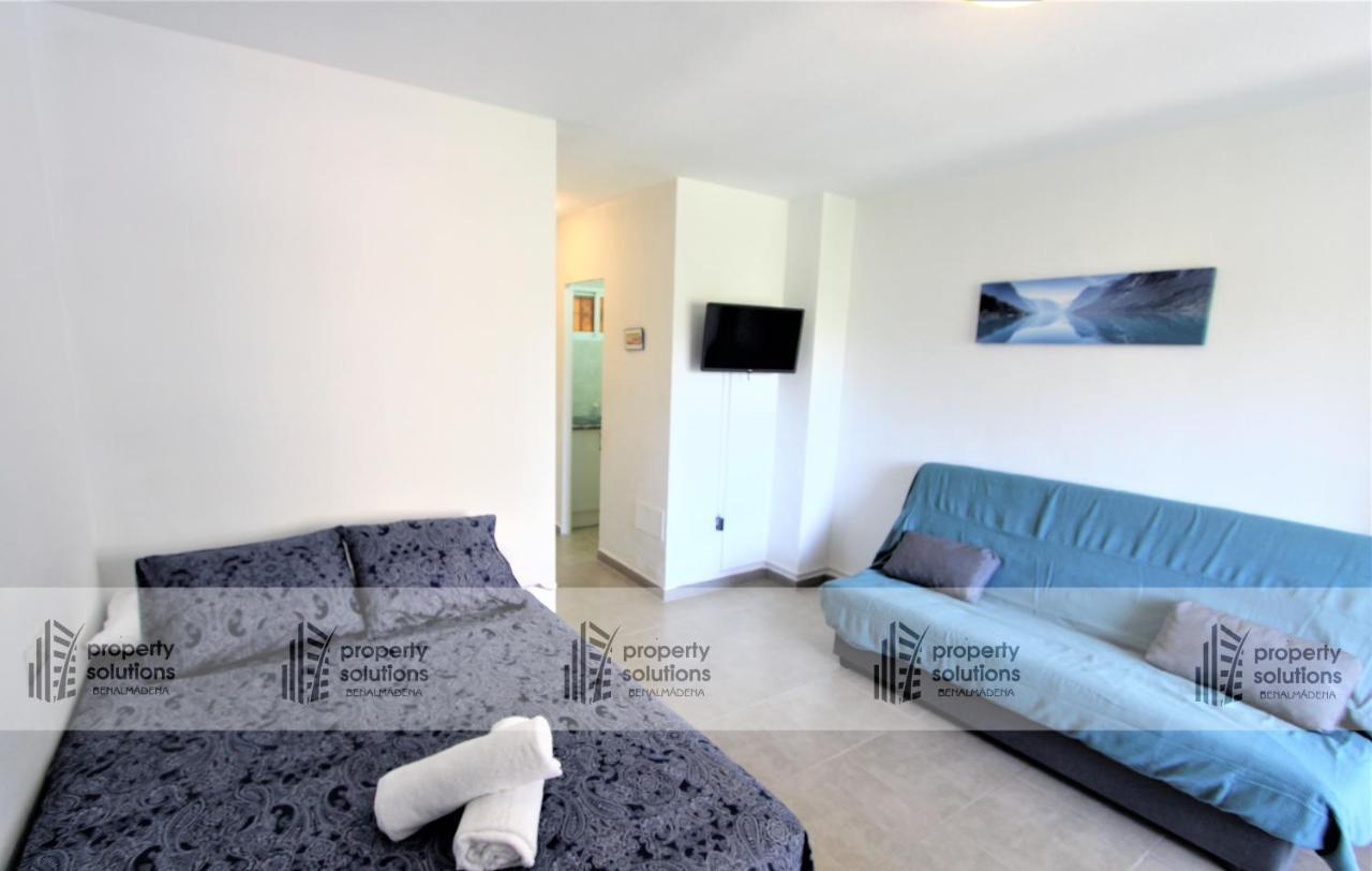 135 Agata Apartamentos. Piscina Y Playa. A Corta Distancia Del Centro. 贝纳尔马德纳 外观 照片