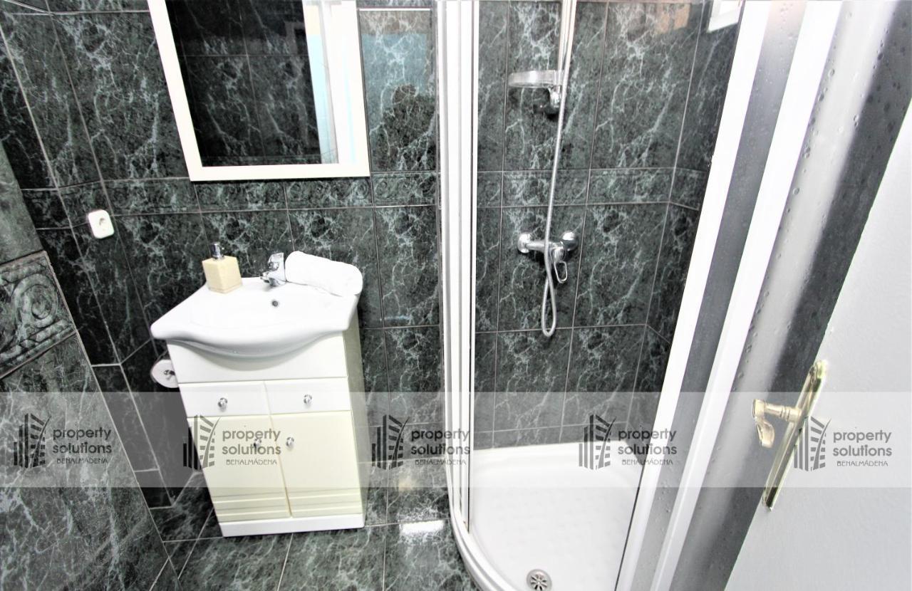 135 Agata Apartamentos. Piscina Y Playa. A Corta Distancia Del Centro. 贝纳尔马德纳 外观 照片