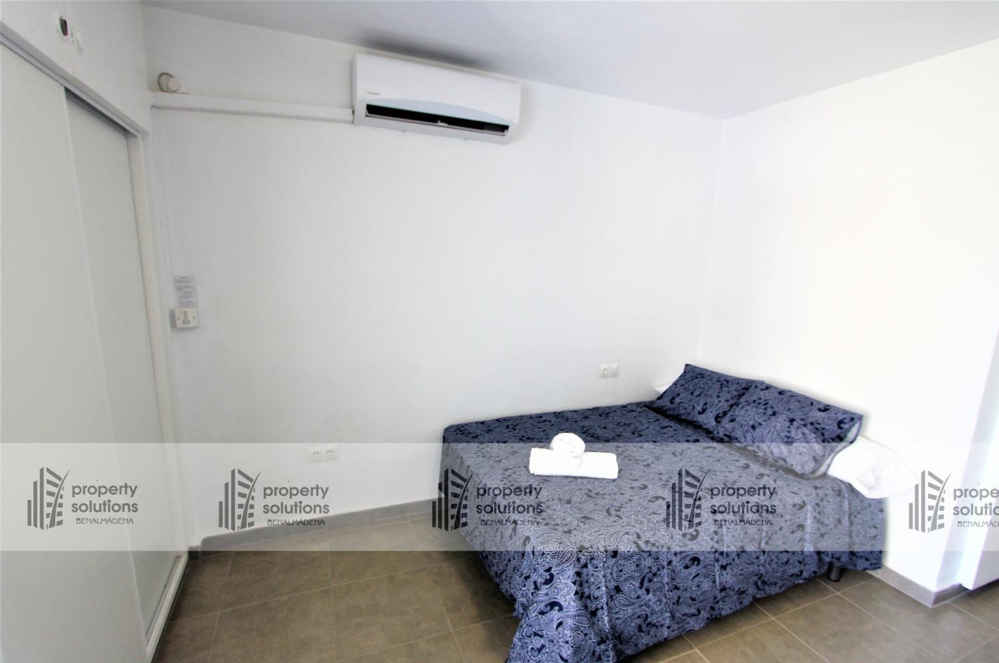135 Agata Apartamentos. Piscina Y Playa. A Corta Distancia Del Centro. 贝纳尔马德纳 外观 照片